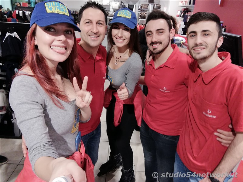 Soldout alla Notte Bianca 2018 del centro commerciale La Gru, con Biondo e Studio54network